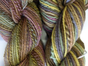 Showing the difference between the 2 ply and the navaho ply